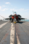 Rafale M on the waist catapult